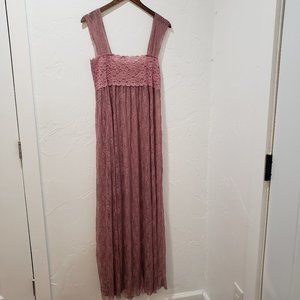 {Free People} Mauve Pink Stretchy Lace Nightgown